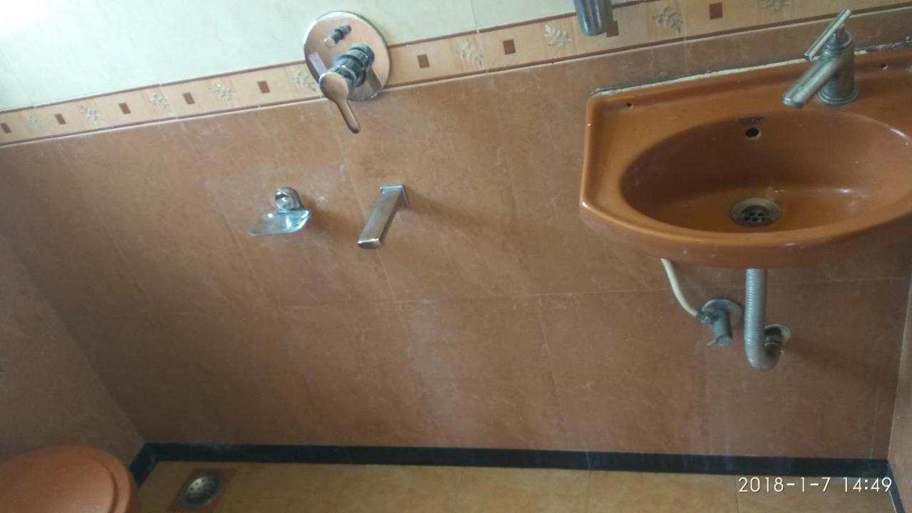Agrawal Bhavan Budget Stay Only For Indians Bombaj Zewnętrze zdjęcie