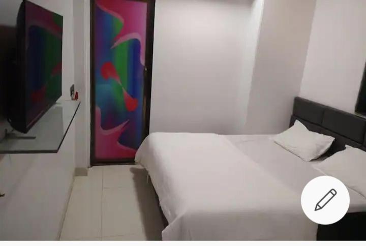 Agrawal Bhavan Budget Stay Only For Indians Bombaj Zewnętrze zdjęcie