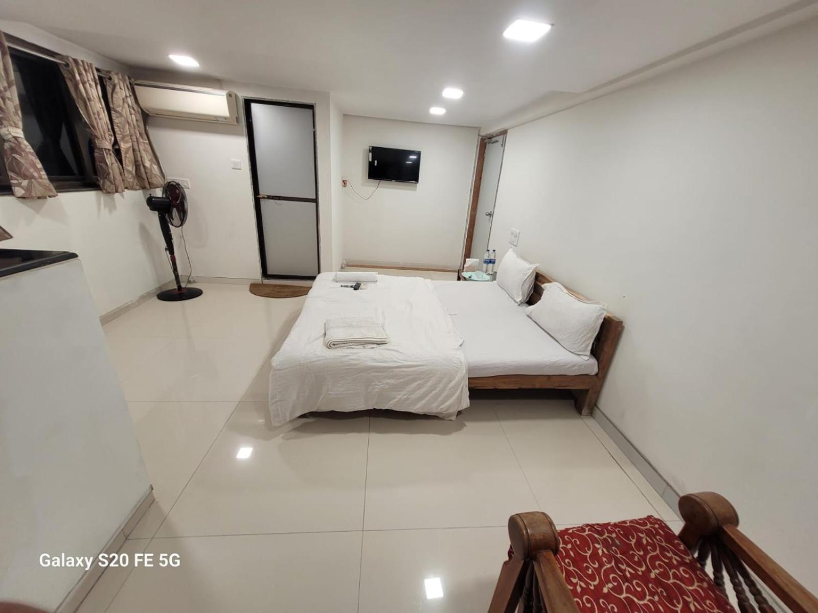 Agrawal Bhavan Budget Stay Only For Indians Bombaj Zewnętrze zdjęcie